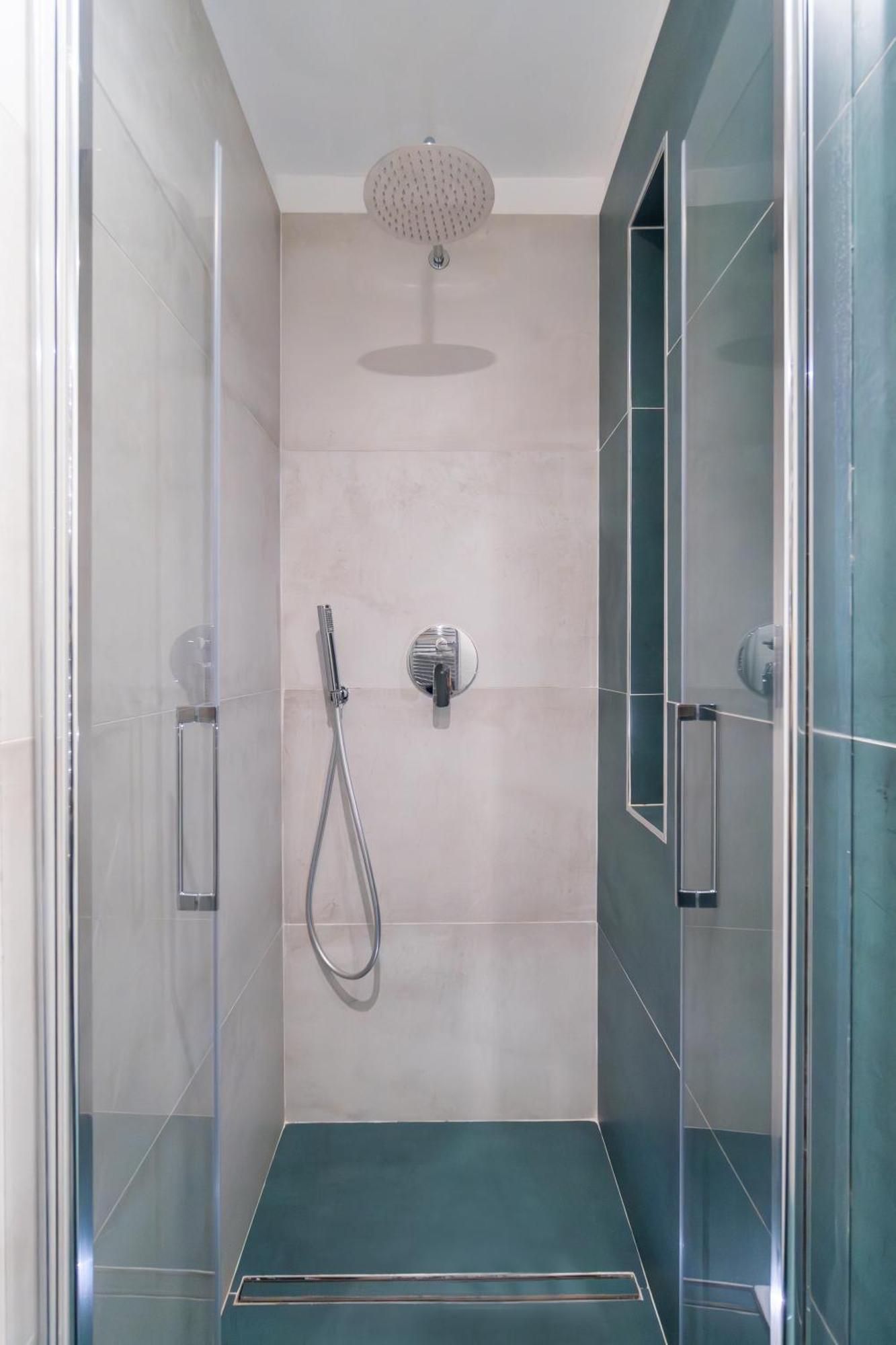 Palazzo Galeoni Luxury Suites Salerno Esterno foto