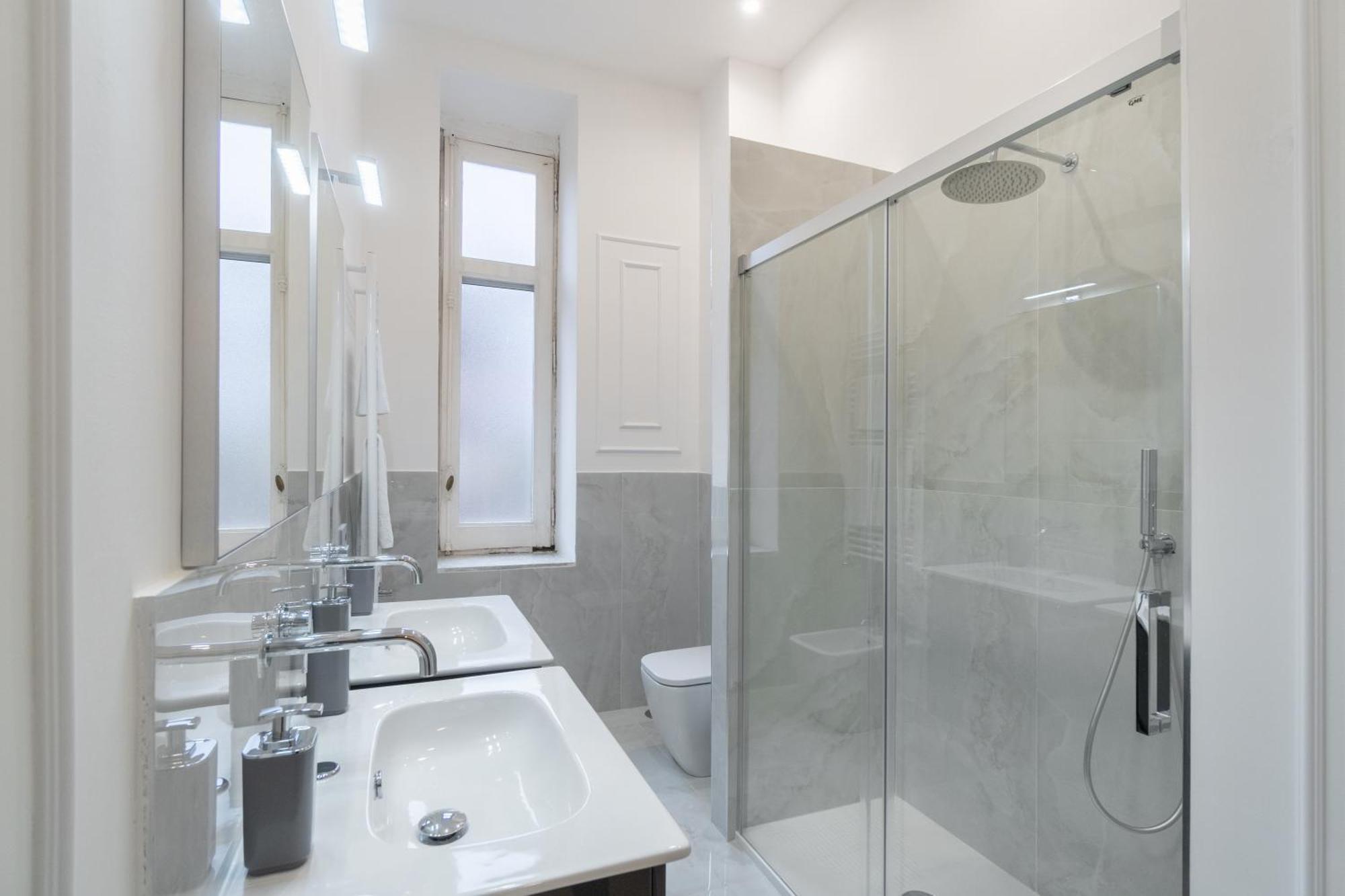 Palazzo Galeoni Luxury Suites Salerno Esterno foto