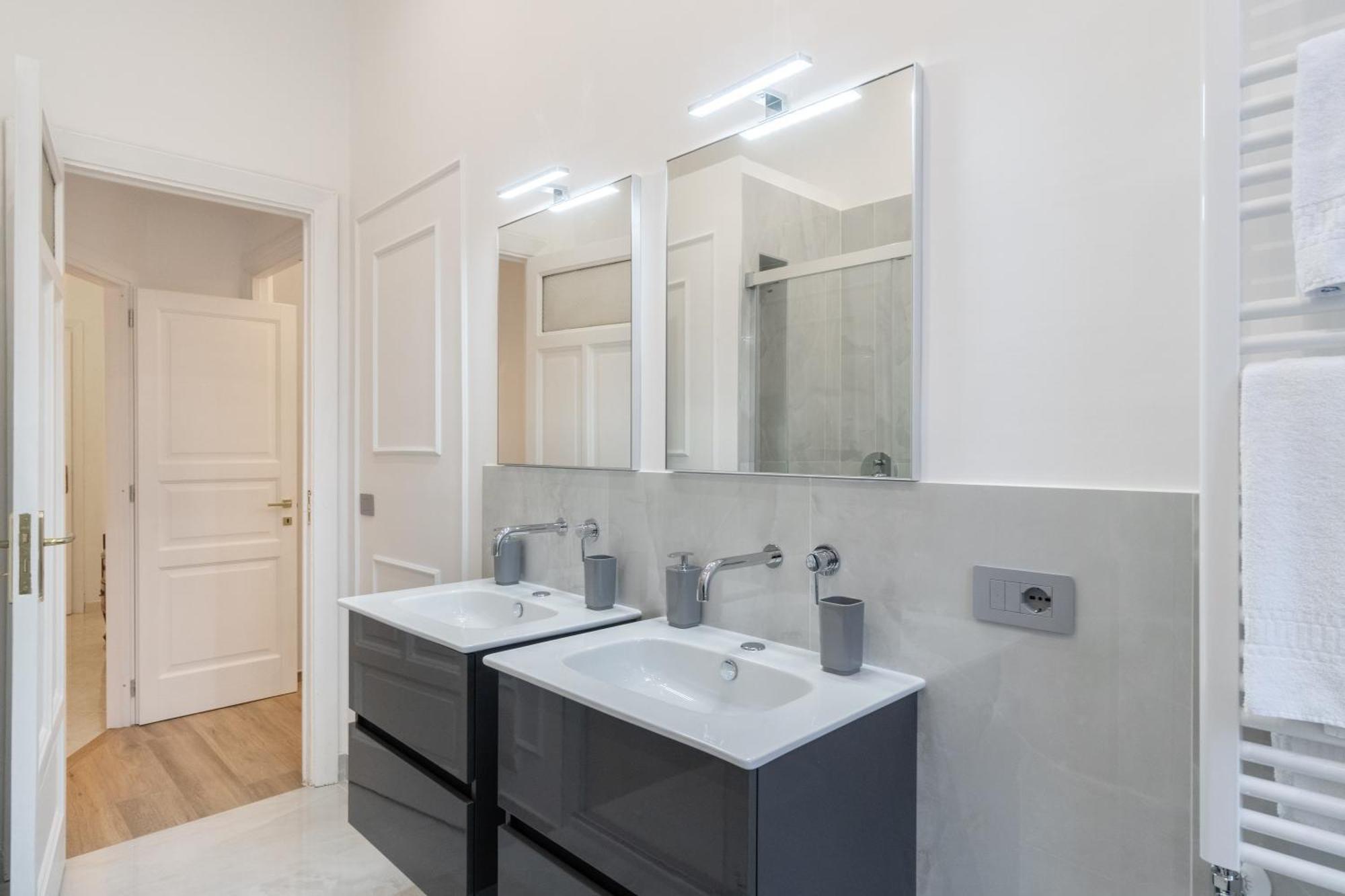 Palazzo Galeoni Luxury Suites Salerno Esterno foto